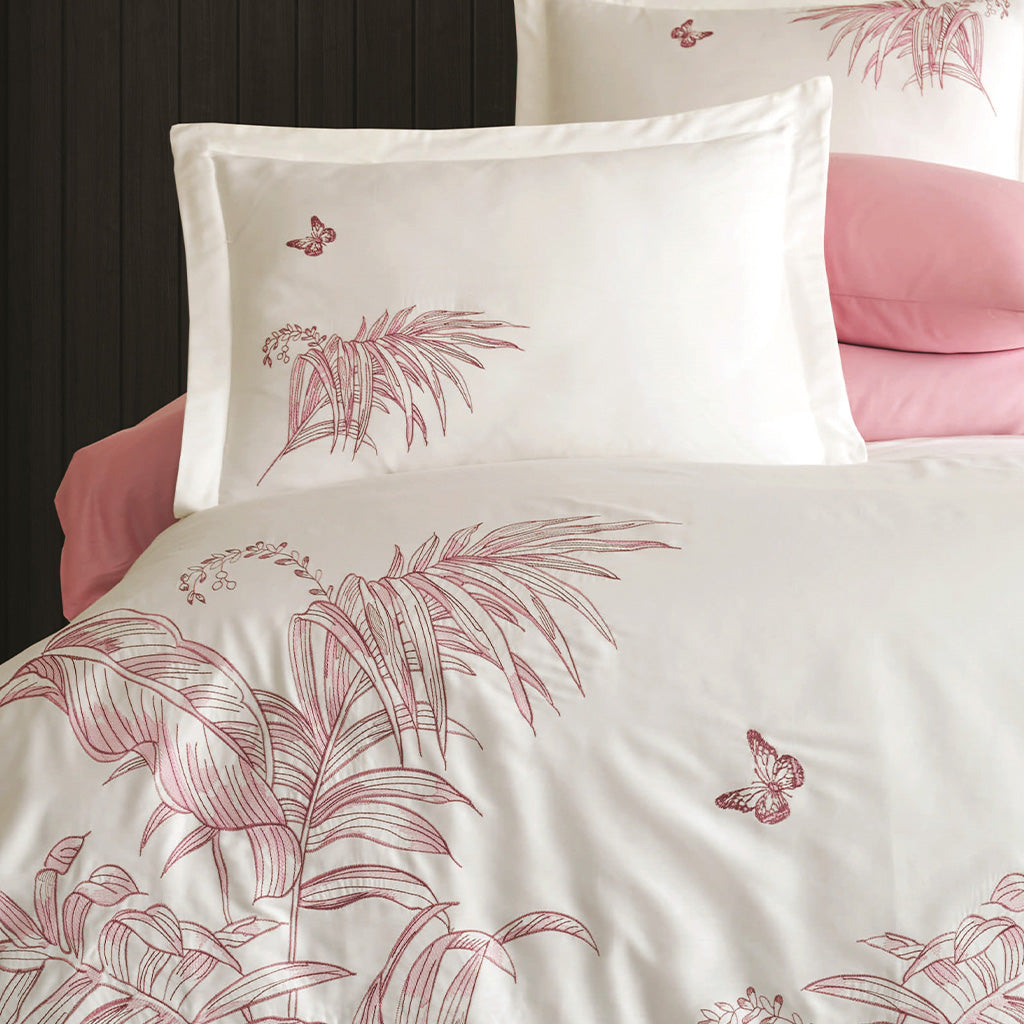 Soft and Silky Cotton Bed Linen Set in Powder Color – Luxurious and Breathable for Maximum Comfort